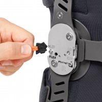 Ортез коленный регулируемый полужёсткий medi PT Control с пателлярной поддержкой