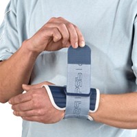 Спортивный лучезапястный ортез (на правую руку) Push Wrist Brace 63